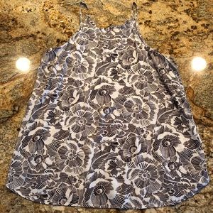 Maurice’s tank top, black and white medium.